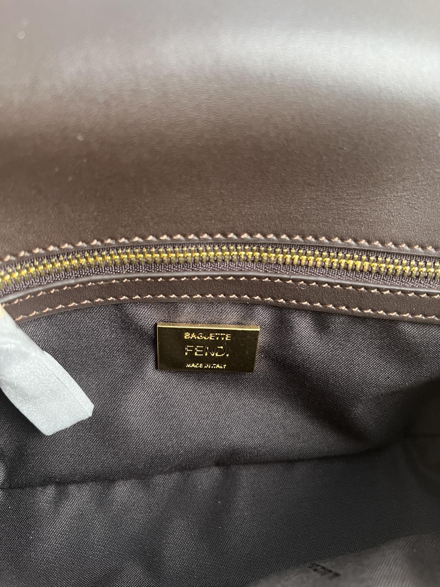 FENDI Iconic Baguette Medium Chain Bag