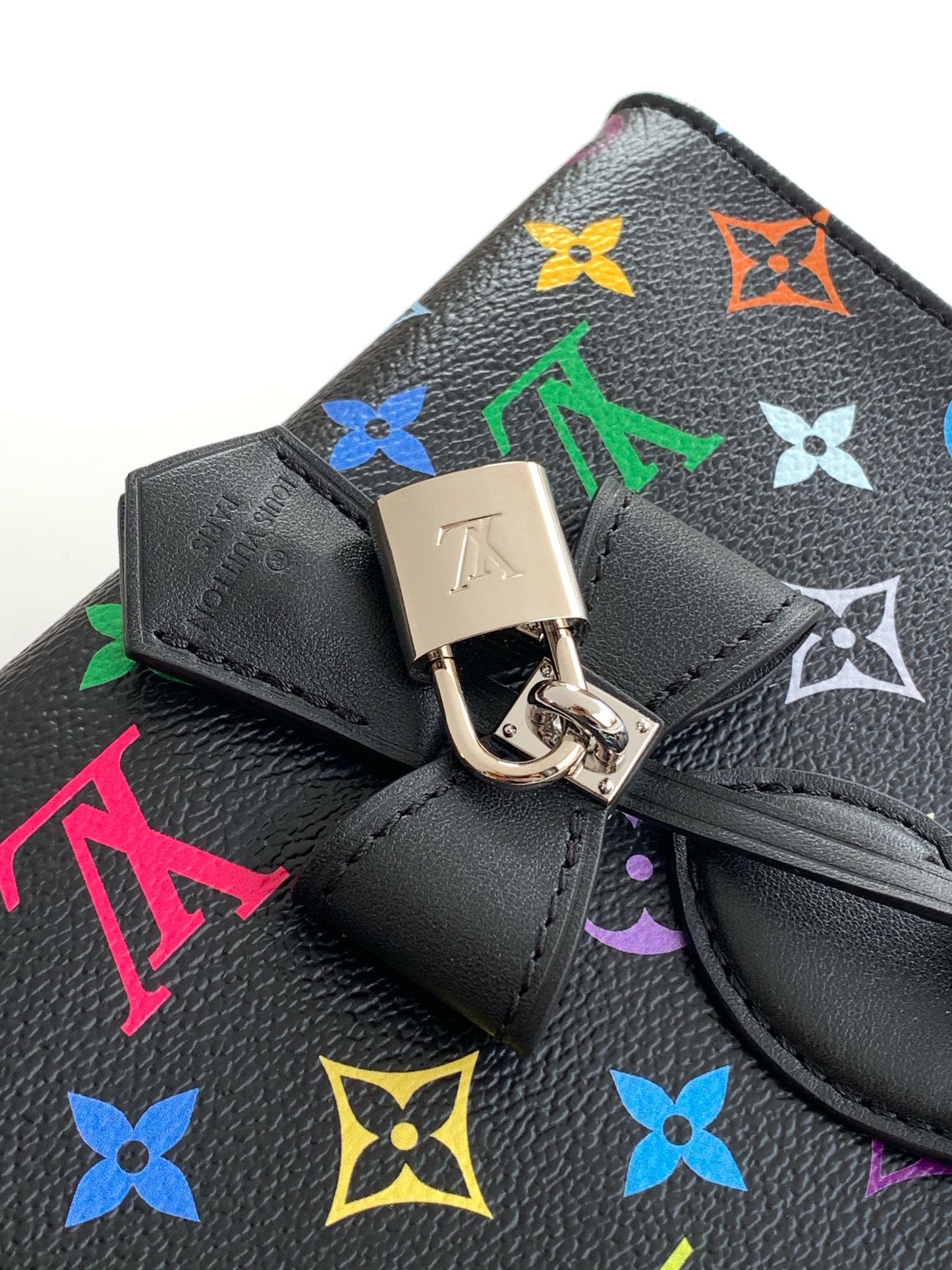 Louis Vuitton OnTheGo East West Bag