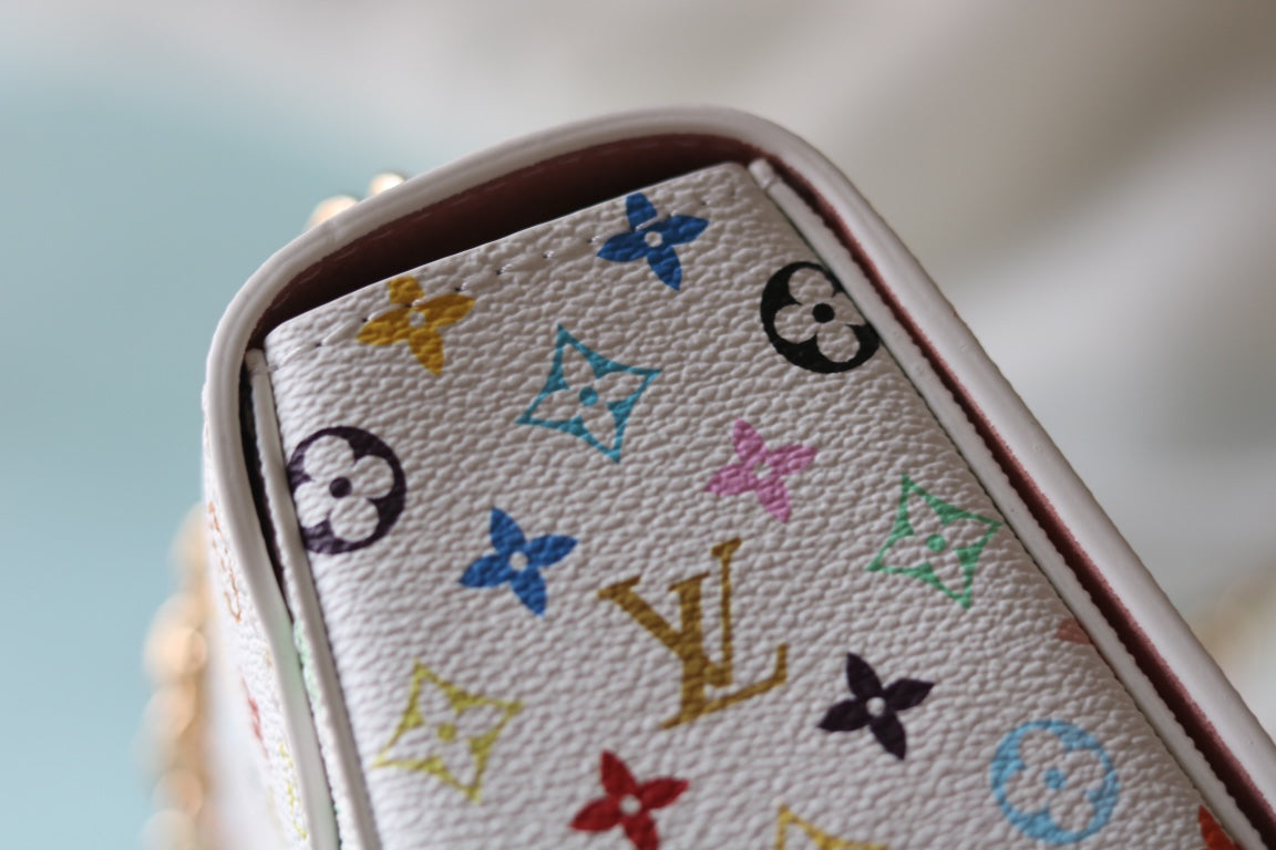 Louis Vuitton TWIST Medium Handbag
