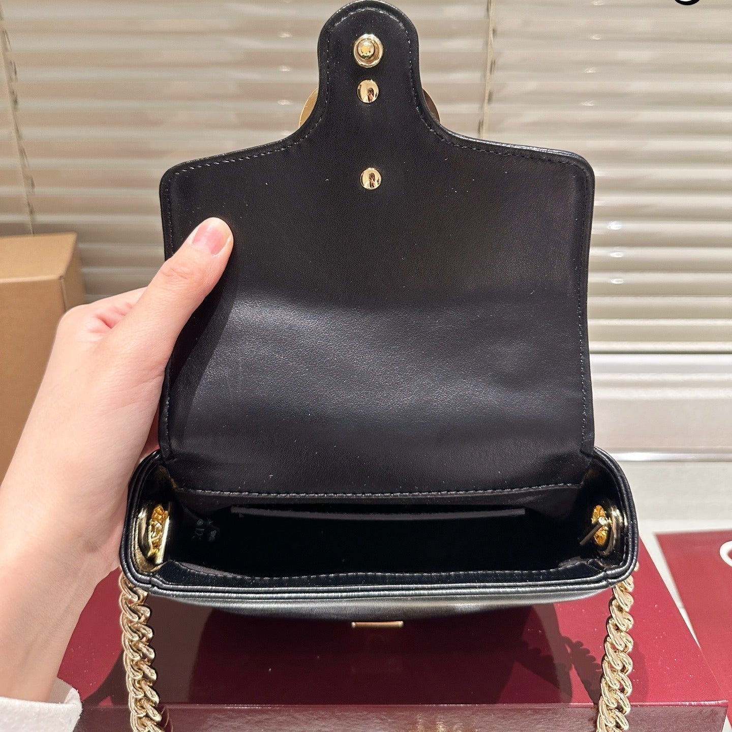GUCCI GG MARMONT MINI TOP CROSSBODY LEATHER BLACK