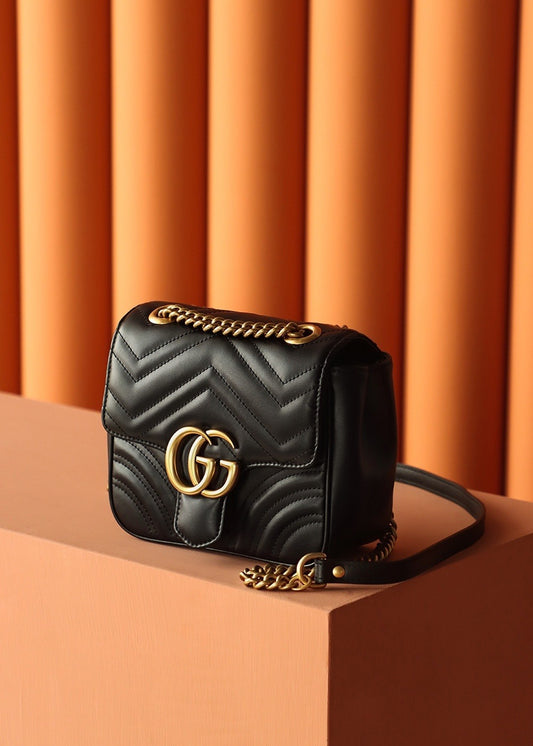 GUCCI GG MARMONT MATELASSÉ SUPER BAG