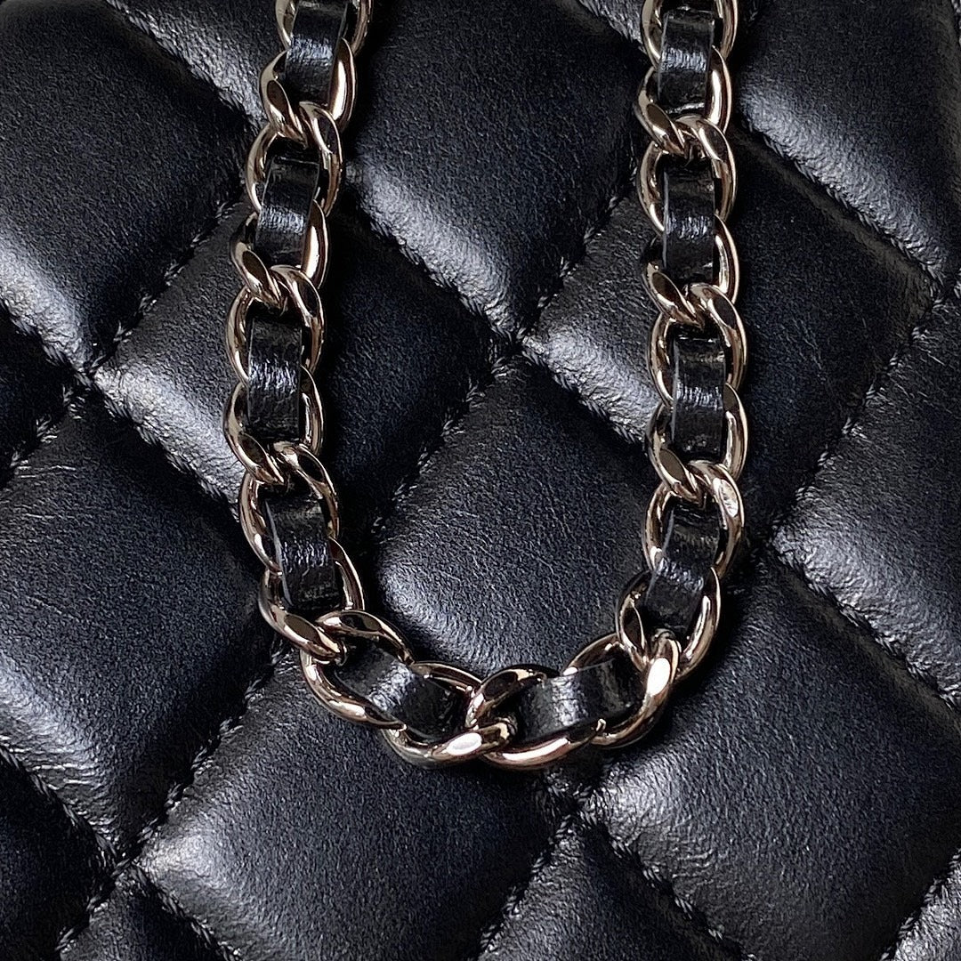 CHANEL QUILTED VANITY SHOULDER BAG BLACK CHAIN STRAP GOLD HARDWARE