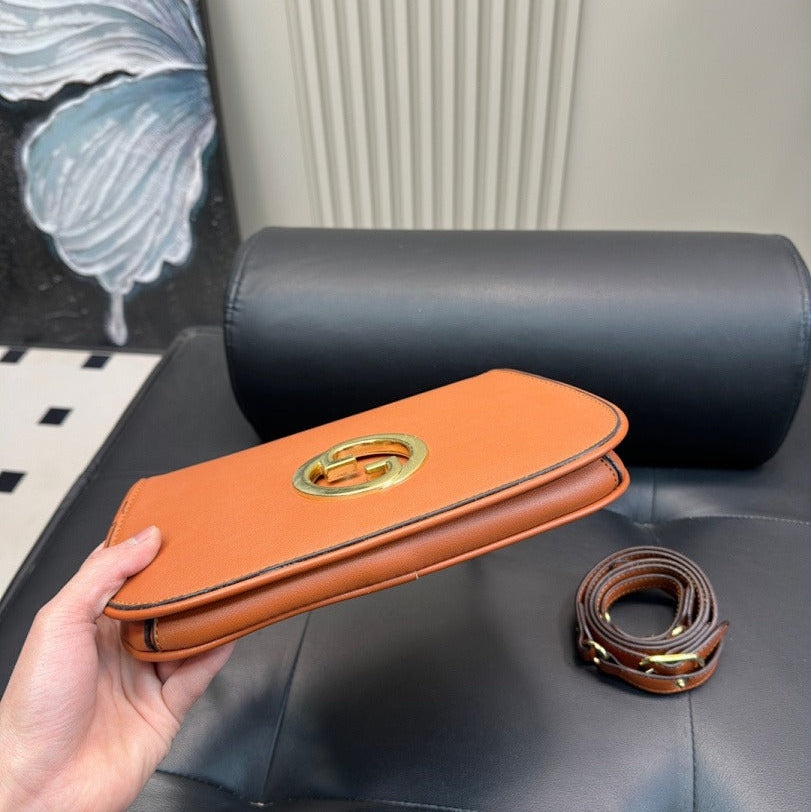 GUCCI BLONDIE SHOULDER BAG  BROWN WITH GOLD CHAIN