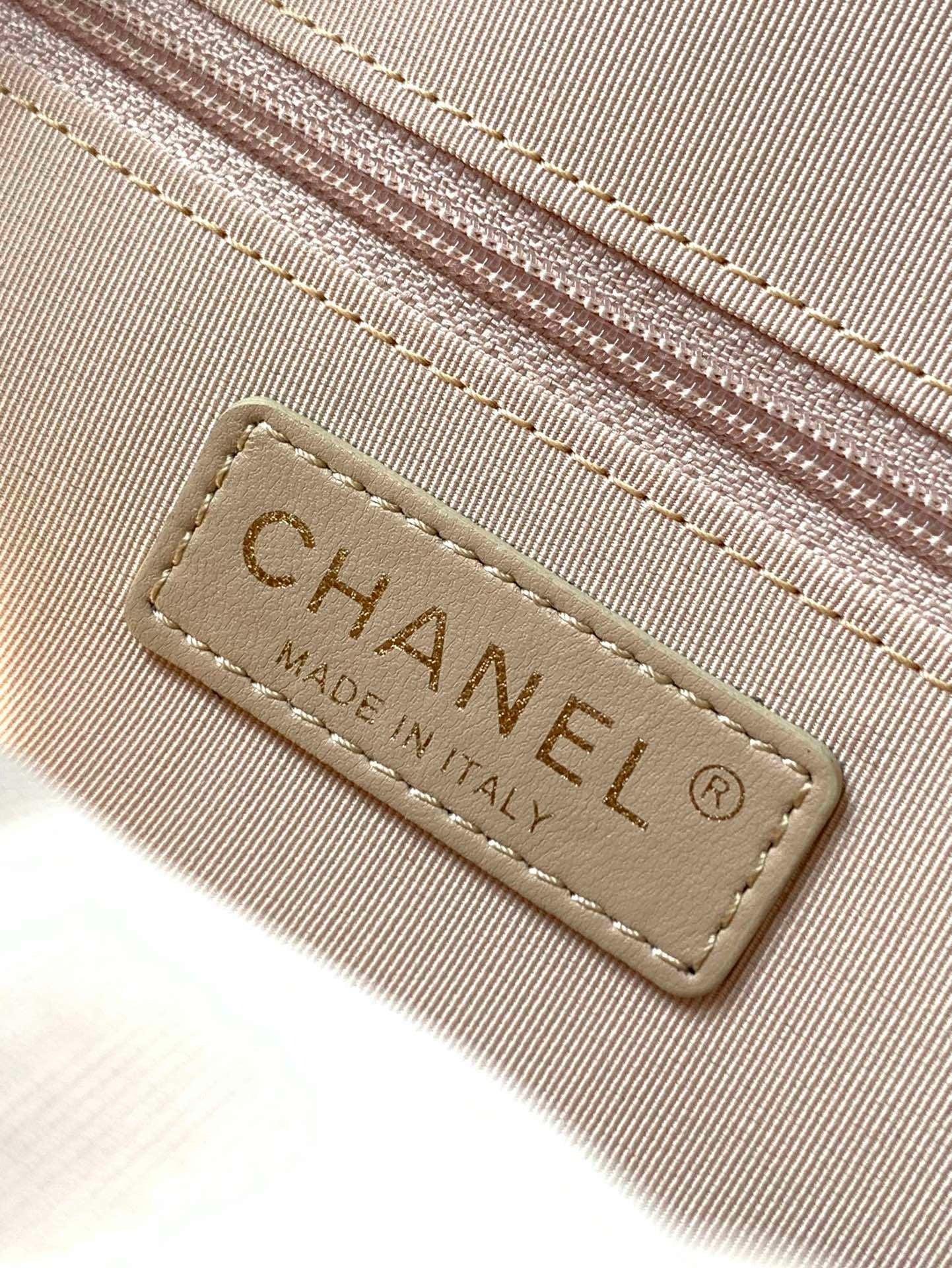 CHANEL BOWLING BAG LEATHER HANDBAG PINK