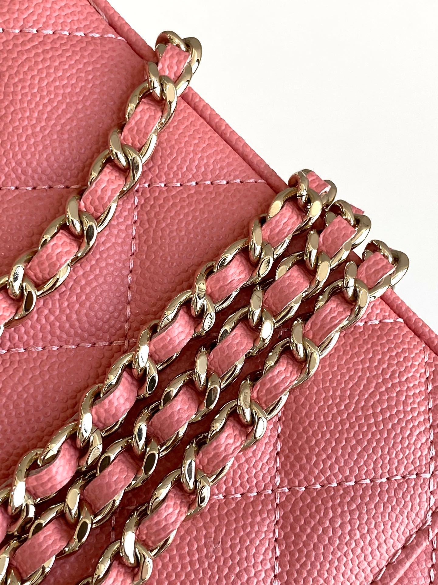 CHANEL QUILTED VANITY SHOULDER BAG  PINK WITH  CHAIN STRAP GOLD HARDWARE
