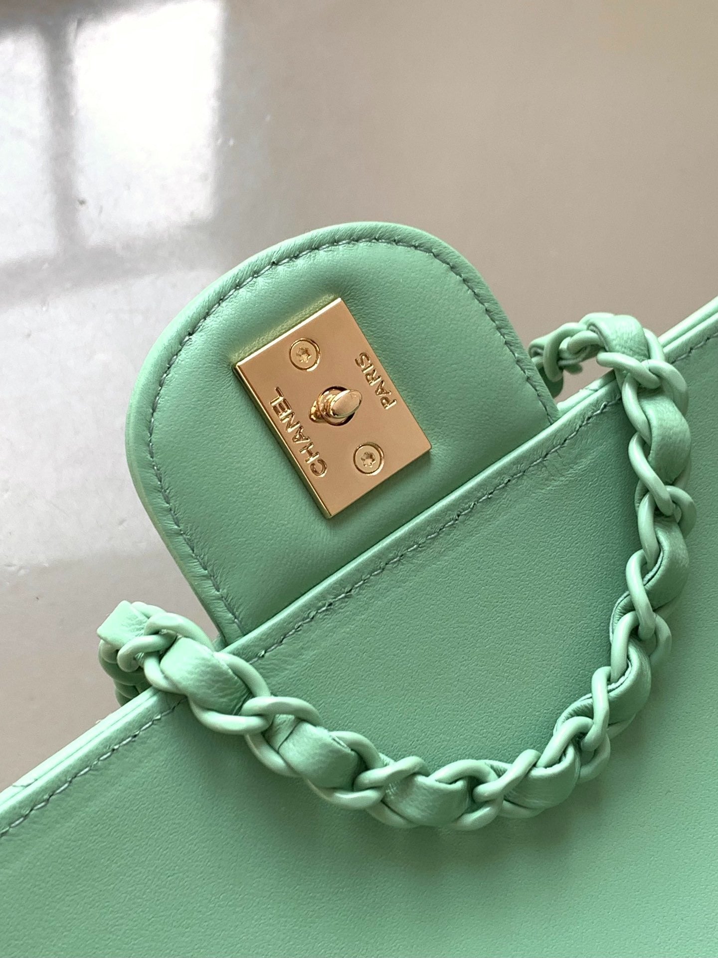 CHANEL MINI FLAP BAG – GREEN LAMBSKIN RECTANGULAR CROSSBODY BAG