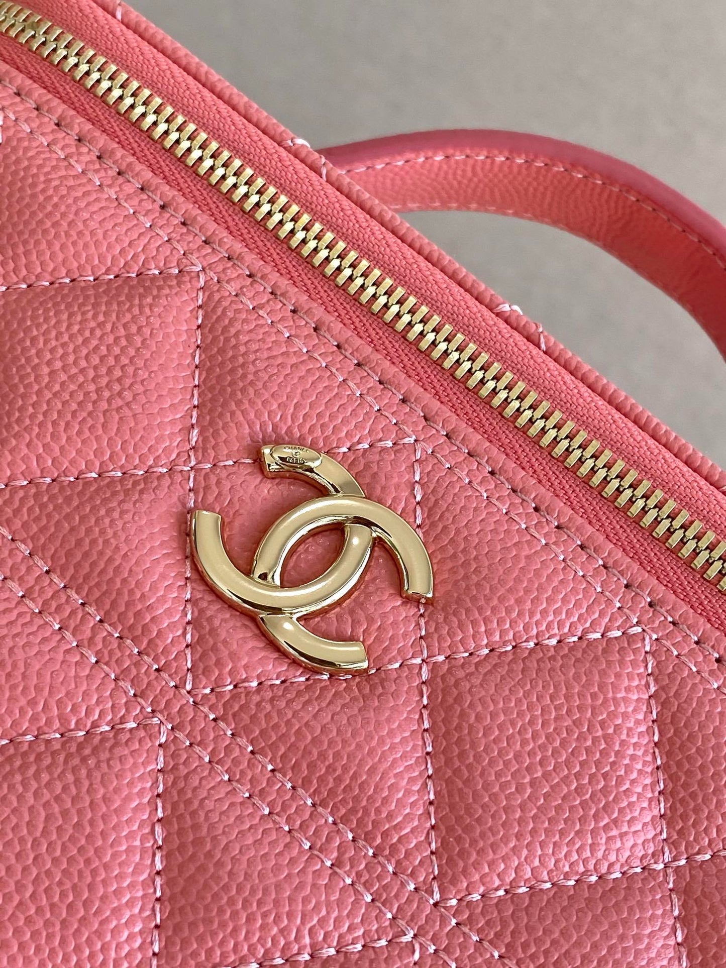 CHANEL QUILTED VANITY SHOULDER BAG  PINK WITH  CHAIN STRAP GOLD HARDWARE