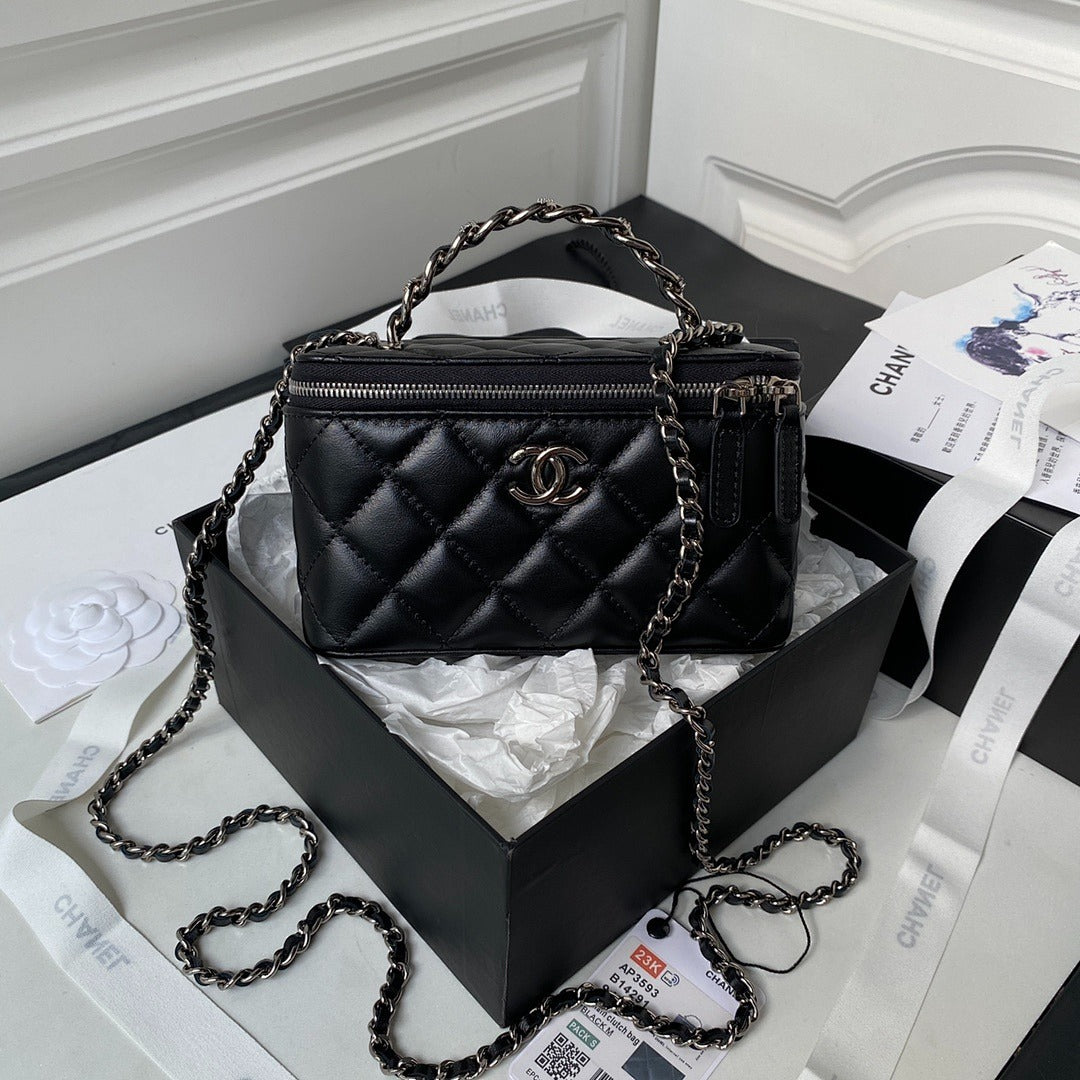 CHANEL QUILTED VANITY SHOULDER BAG BLACK CHAIN STRAP GOLD HARDWARE