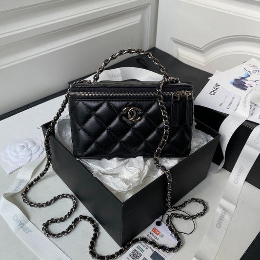 CHANEL QUILTED VANITY SHOULDER BAG BLACK CHAIN STRAP GOLD HARDWARE